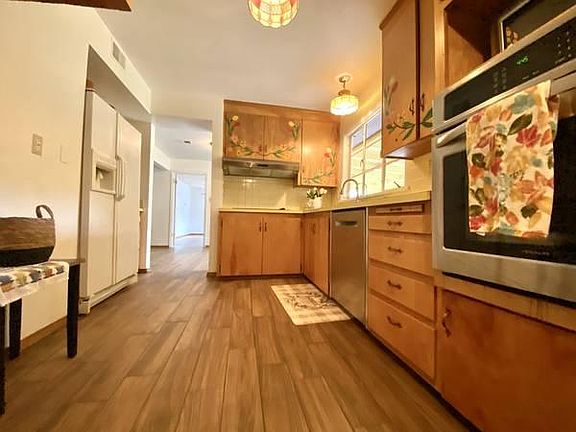 4th image of 1113 N Luna Cir