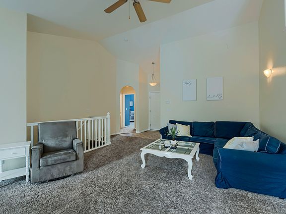 B Living Room 1 (2).jpg