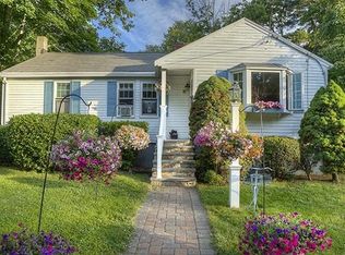 91 School St, Westwood, MA 02090