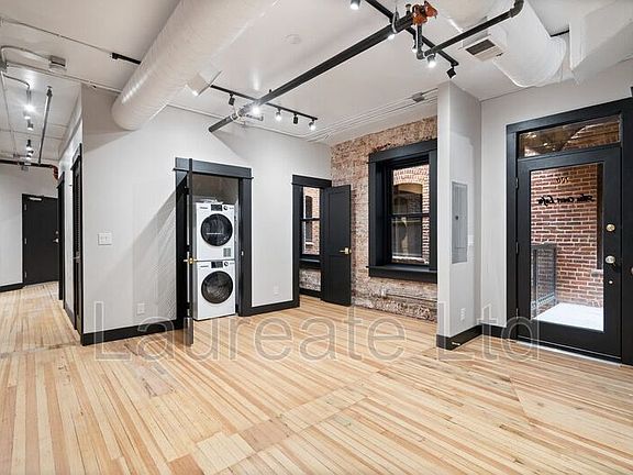 3rd image of 1490 N Lafayette St Unit 206