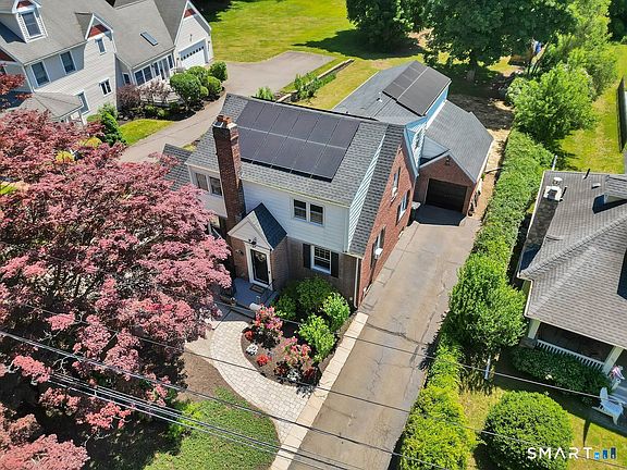 4th image of 17 Trumbull Place