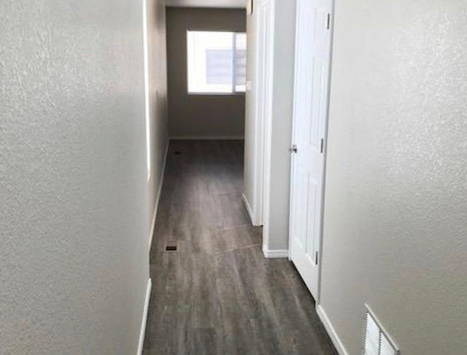 Front Entry way with 1/2 bath, Large Family Room and Kitchen on Main Level. Front Door and Garage Entry on main level makes it very convenient.