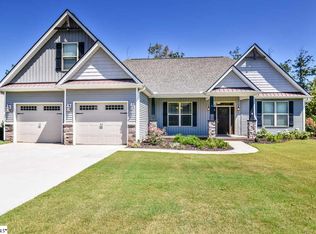 9 Meadowgold Ln, Greer, SC 29651