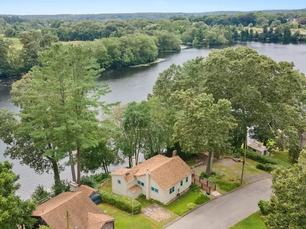 129 Lake Road, Griswold, CT 06351