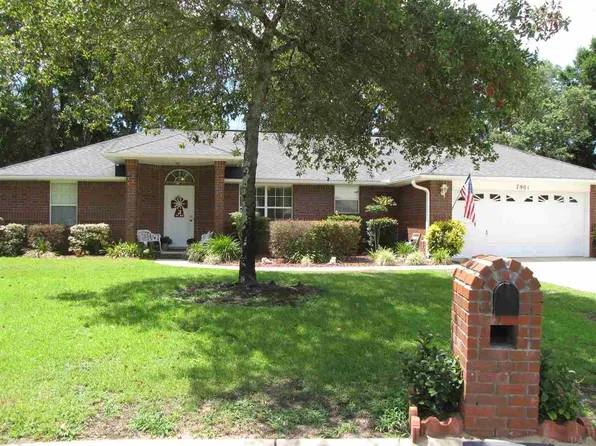 7901 Amethyst Dr, Pensacola, FL 32506