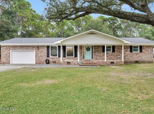 1012 E Moore Street, Southport, NC 28461