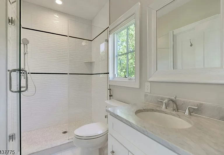 16 Exeter Rd — Photo 20