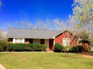 151 Cambridge Rd, Albany, GA 31721