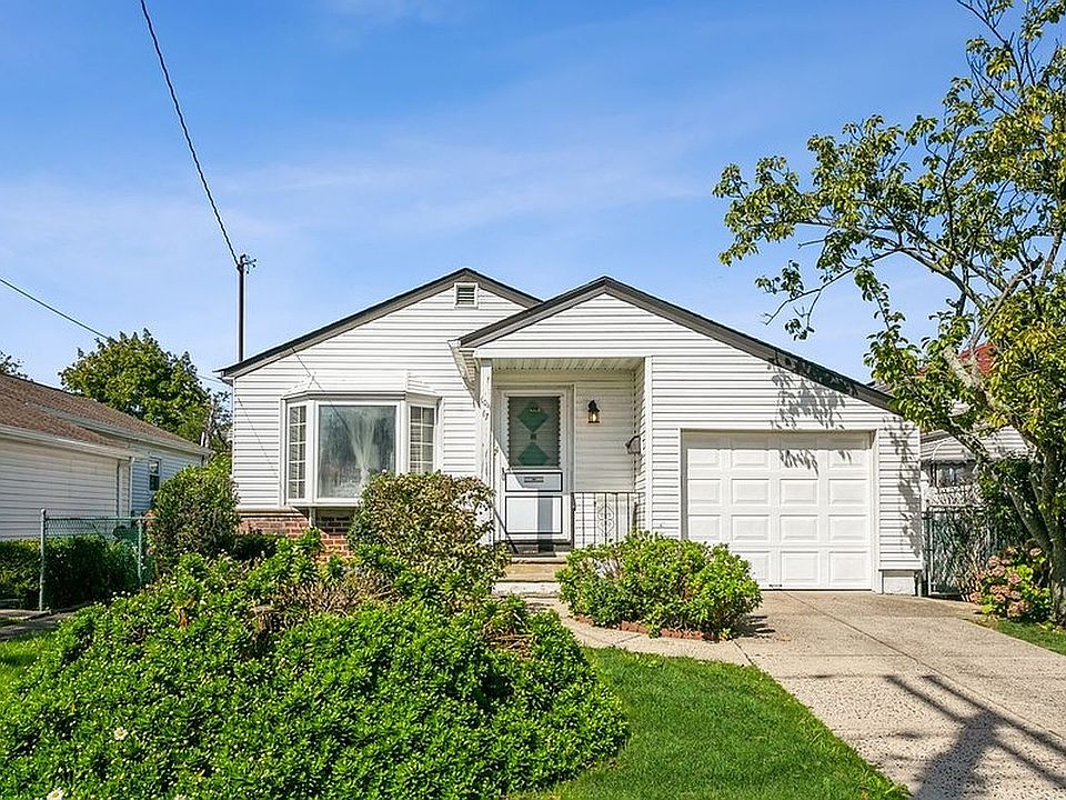1st image of 10417 Avenue