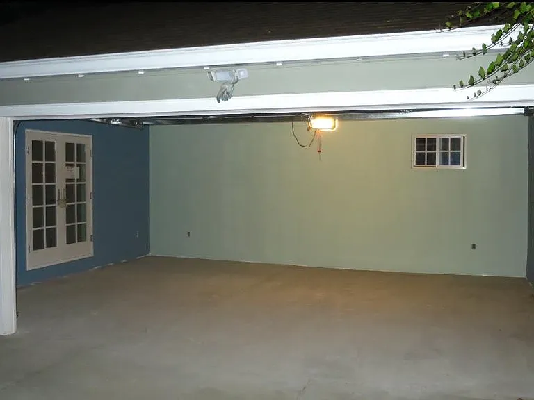 10624 Bloomfield St — Photo 26