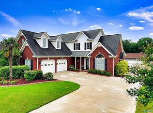 1103 Blackbriar Cir NE, Hartselle, AL 35640