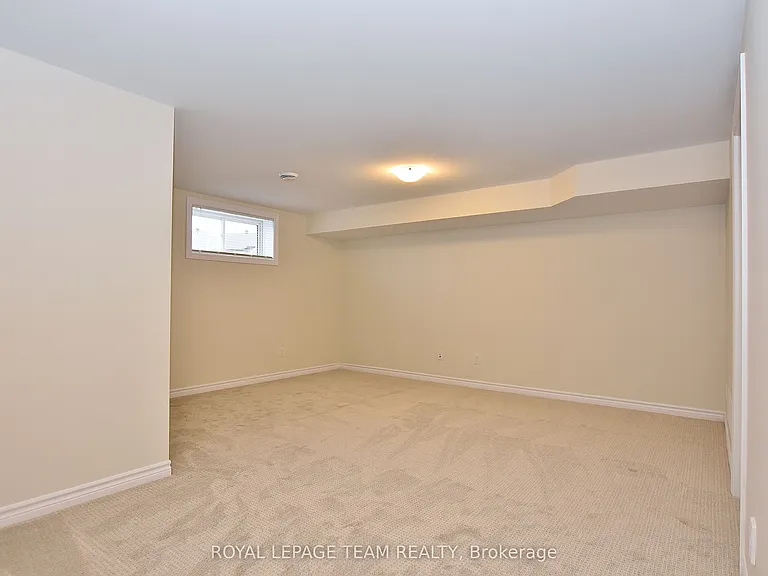 30 Rookie Cres — Photo 26