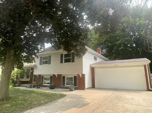 6509 Hampton St, Portage, MI 49024