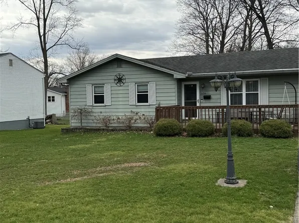 2158 Elm Trace St, Youngstown, OH 44515