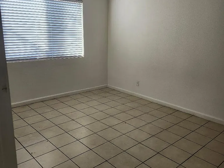 1670 N Lamont St #213 — Photo 2