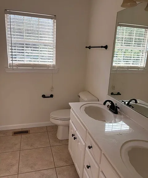 1699 W Oak Dr — Photo 17