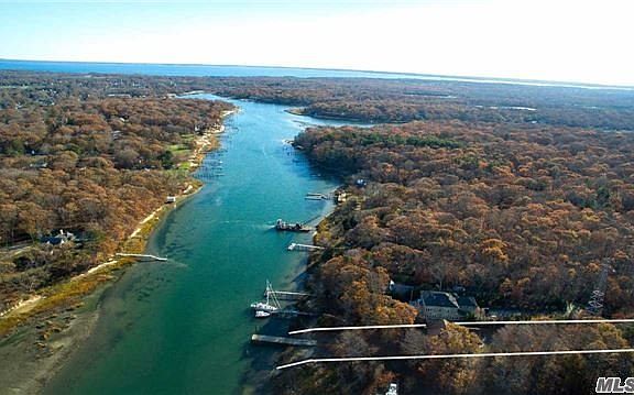 3rd image of 800 North Dr