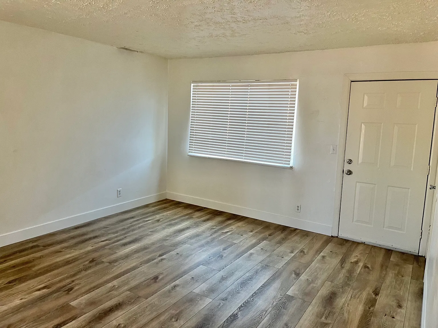 610 S 200 E 4 Plex — Photo 4