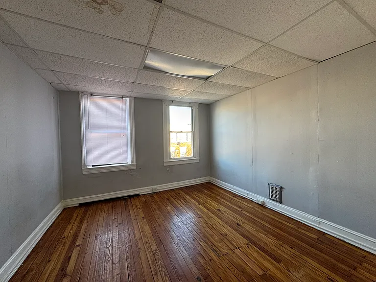 432 N Kenwood Ave — Photo 8