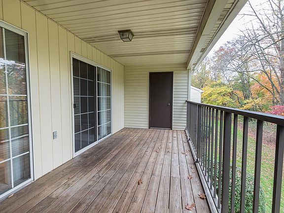 4th image of 331 Westridge Cir