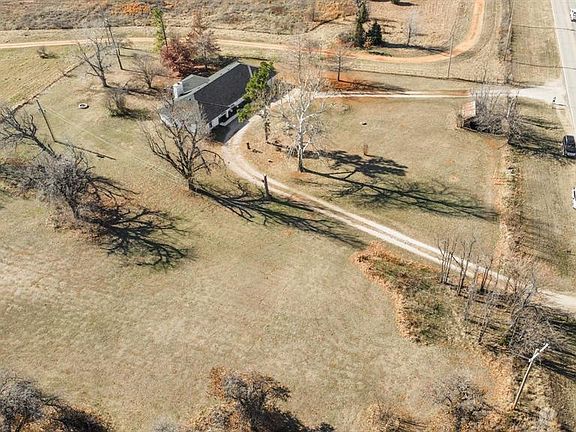 3rd image of 3020 W Highway 130