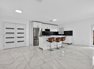 574 NW 98th St, Miami, FL 33150