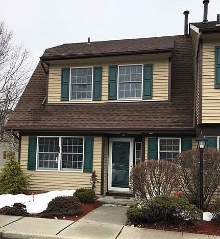 1st image of 36 Wintergreen Ct