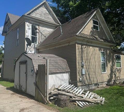 4th image of 222 S Oklahoma Ave