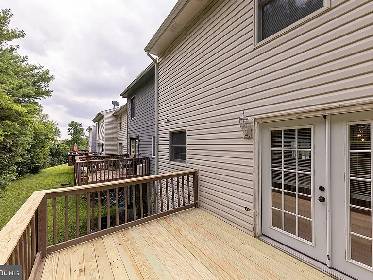 501 Tudor Dr — Photo 31