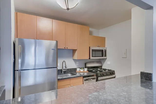 1260 21st St NW #103 — Photo 9