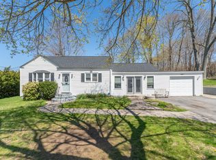 8 Academy Hill Rd, Plainfield, CT 06374