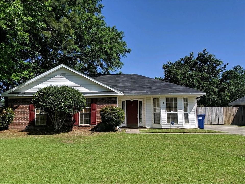 1st image of 1852 Woodmont Dr