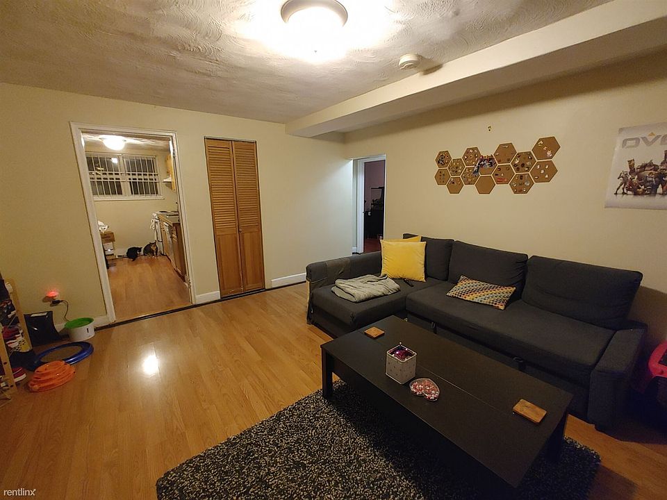 65 Chiswick Rd. #1 Boston - Brighton Shared Unit Photo 2