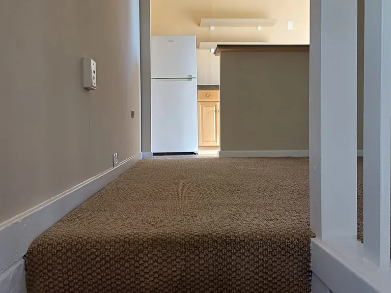 437 Athol Ave #A — Photo 25