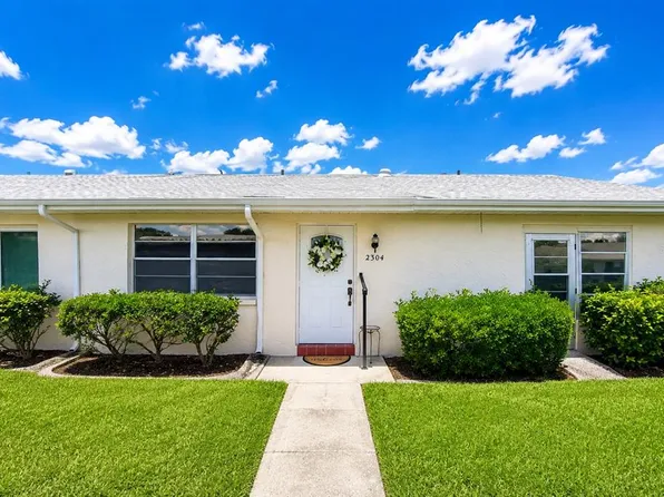 2304 GLENMORE CIRCLE #327, SUN CITY CENTER, FL 33573