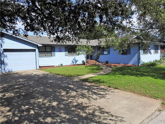 3rd image of 212 Norwood Dr