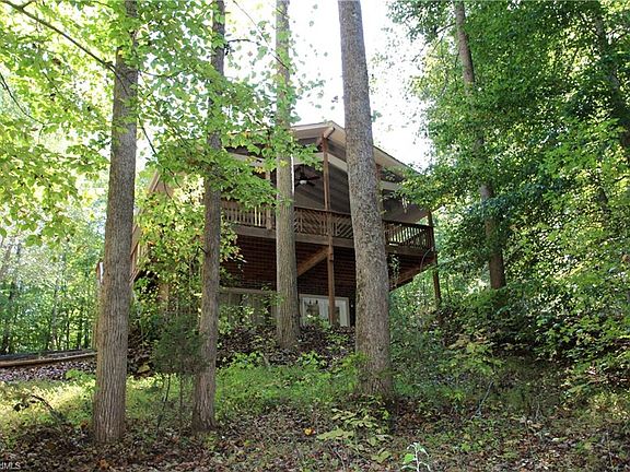 2nd image of 2516 Hutchins Hill Ln