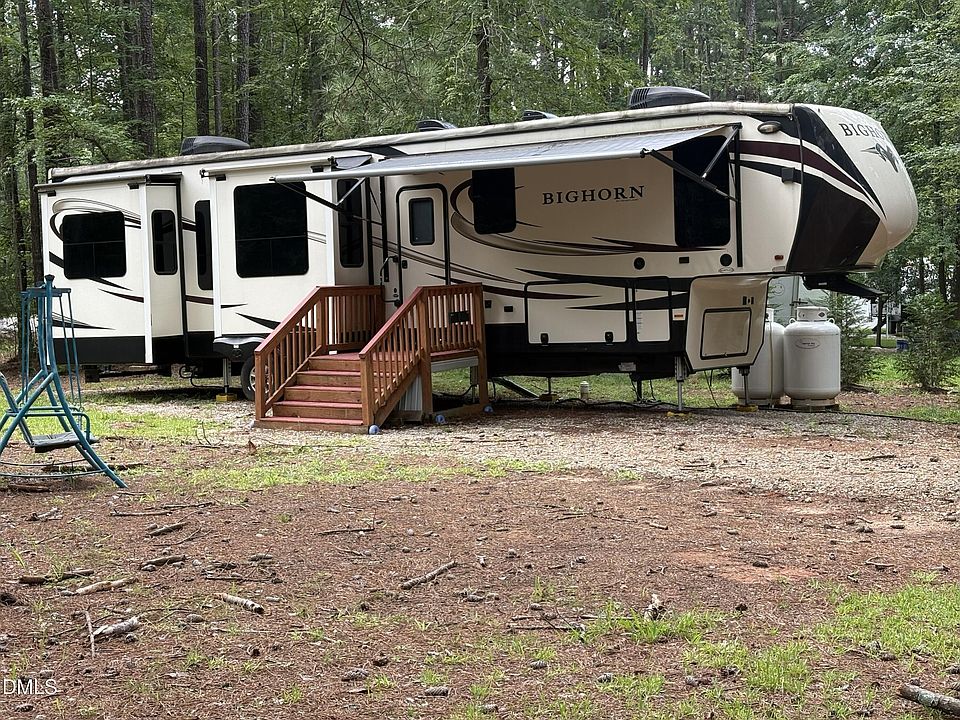1st image of 103 Cree Dr #1620
