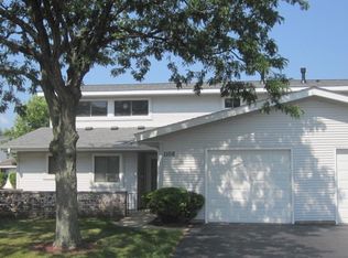 1108 Taunton Ct, Schaumburg, IL 60193