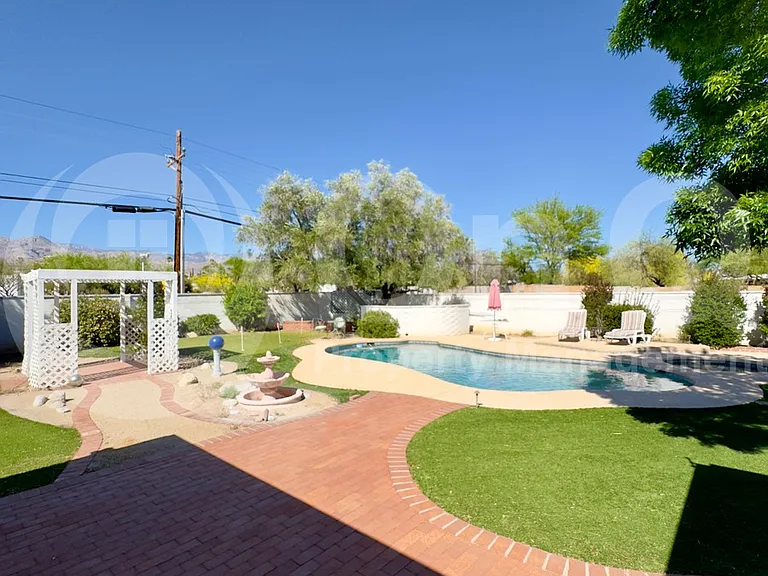3360 N Camino De Piedras — Photo 21