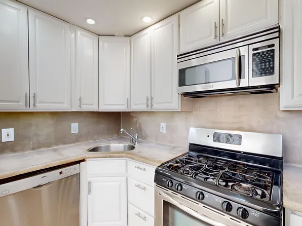 1048 Pacific Ave #5, San Francisco, CA 94133