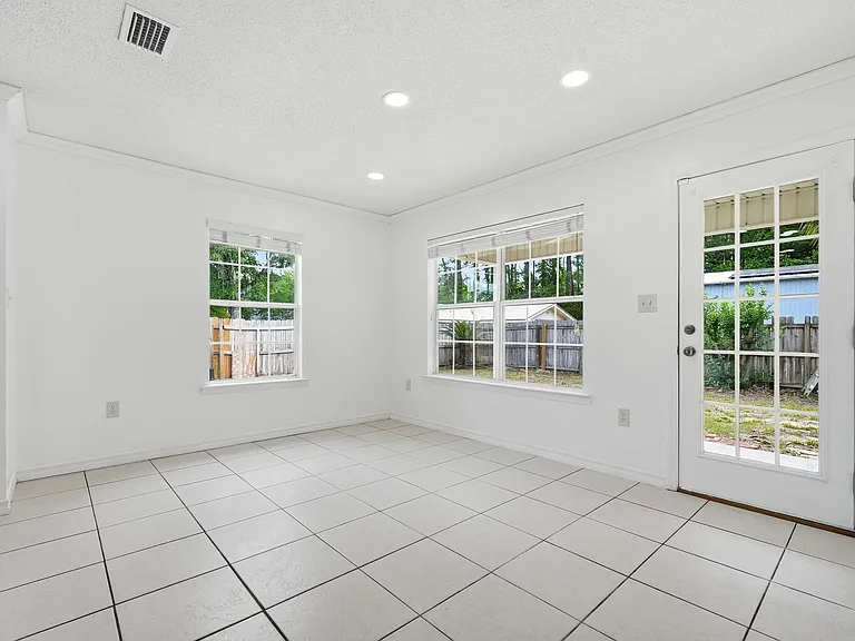 1755 Hopper St — Photo 13