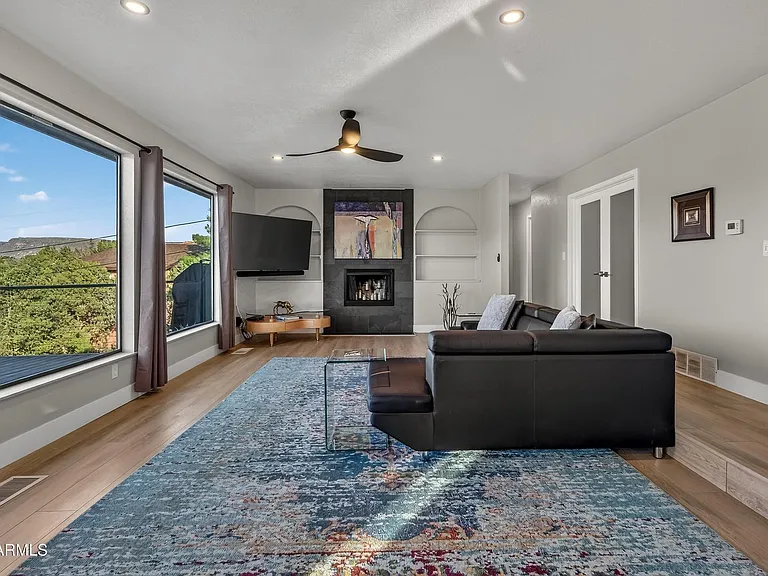 460 Panorama Blvd — Photo 11