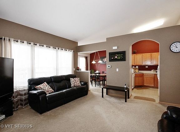 4th image of 1350 Acorn Dr
