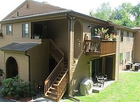 1st image of 26 Cedar Pond Ln
