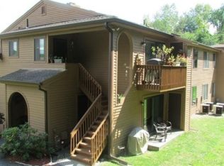 26 Cedar Pond Ln, Cortlandt Manor, NY 10567