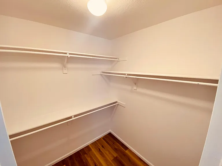 352 Simmons St — Photo 22
