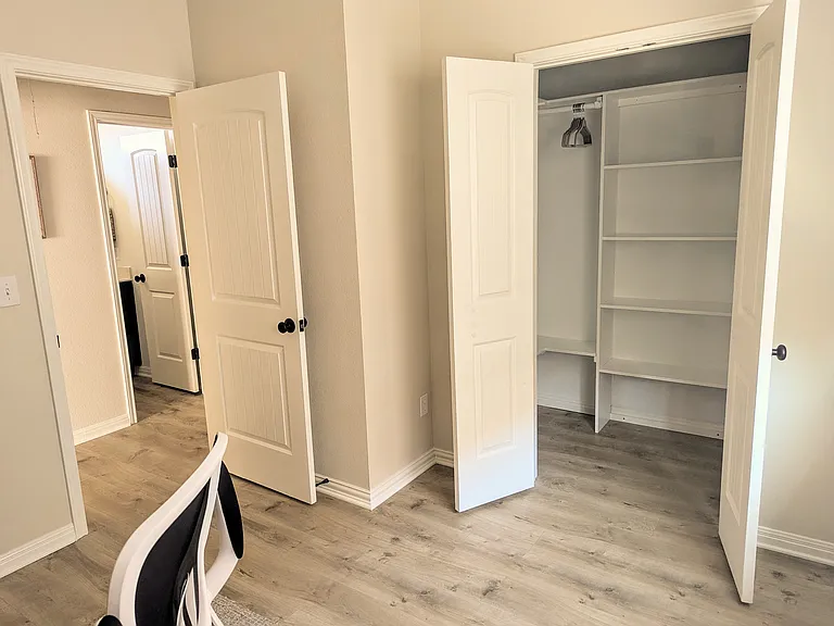 Fort Griffin Dr — Photo 26