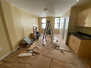 39-37 59th St #2, Woodside, NY 11377