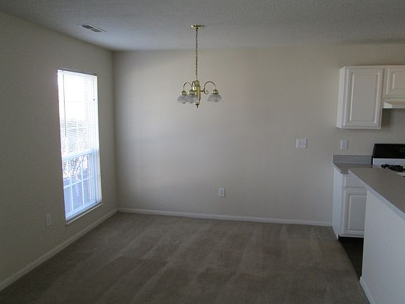 Spacious dinette for your next dinner party